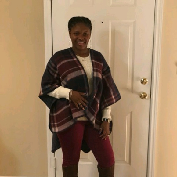 Meet your Posher, Jacquilla - Picture 1 of 1